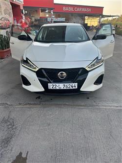 نيسان ماكسيما